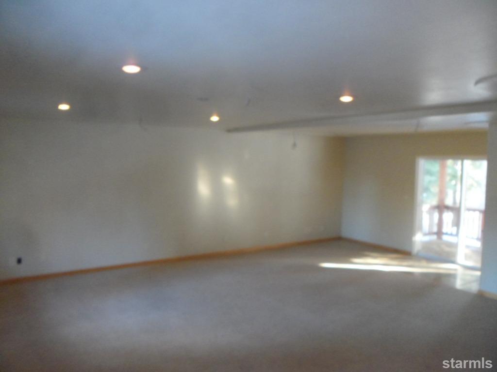 1621 Plumas Circle, South Lake Tahoe, CA 96150