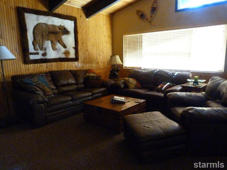 1383 Wildwood Avenue, South Lake Tahoe, CA 96150