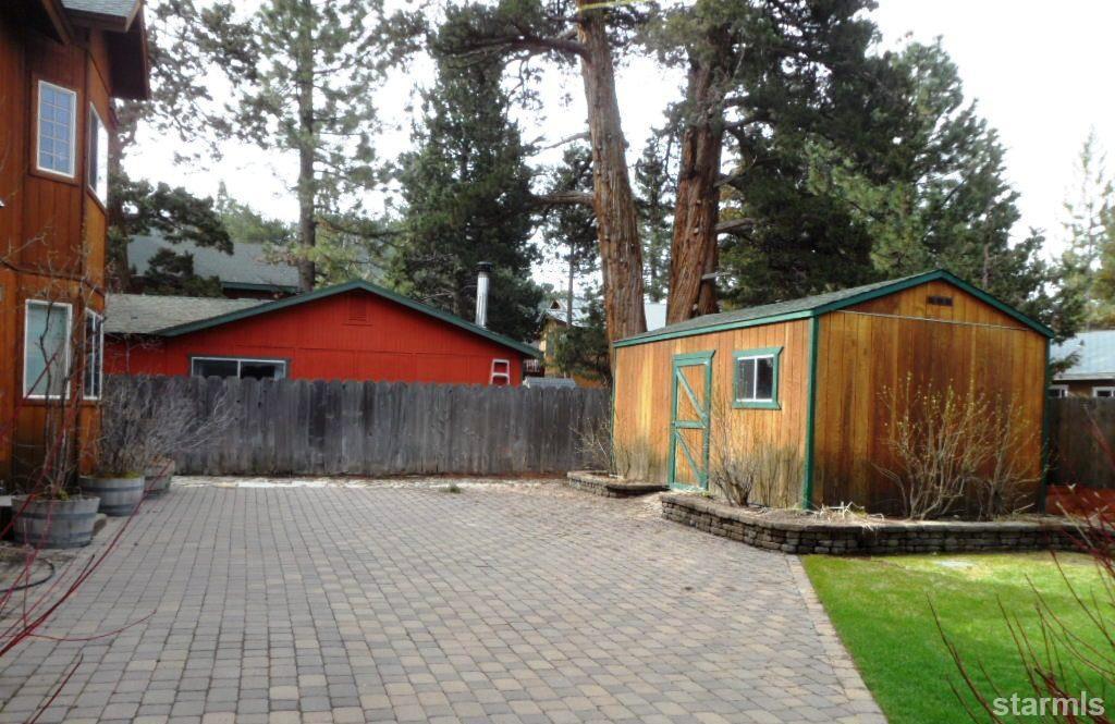 1992 Piute Street, South Lake Tahoe, CA 96150
