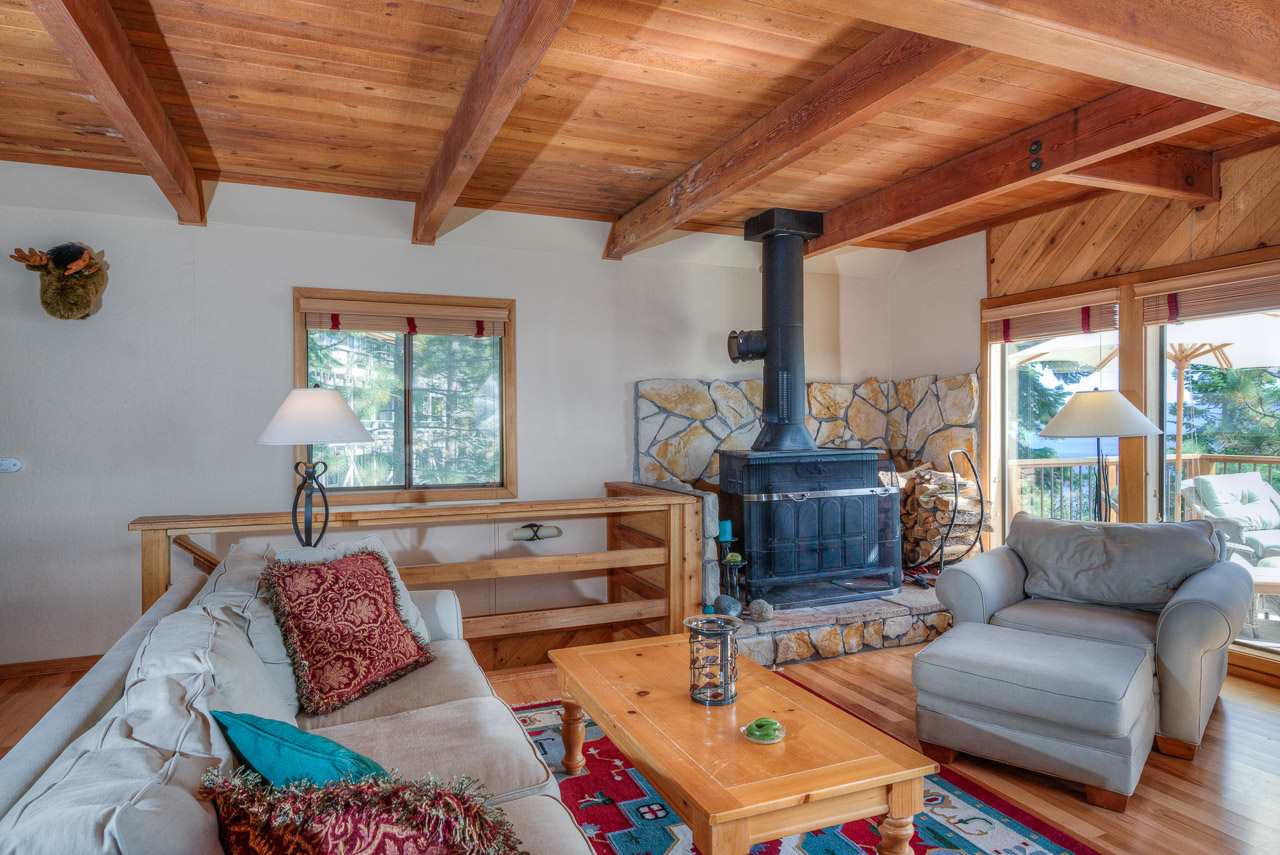 8983 Crest Drive, Meeks Bay, United States 96150