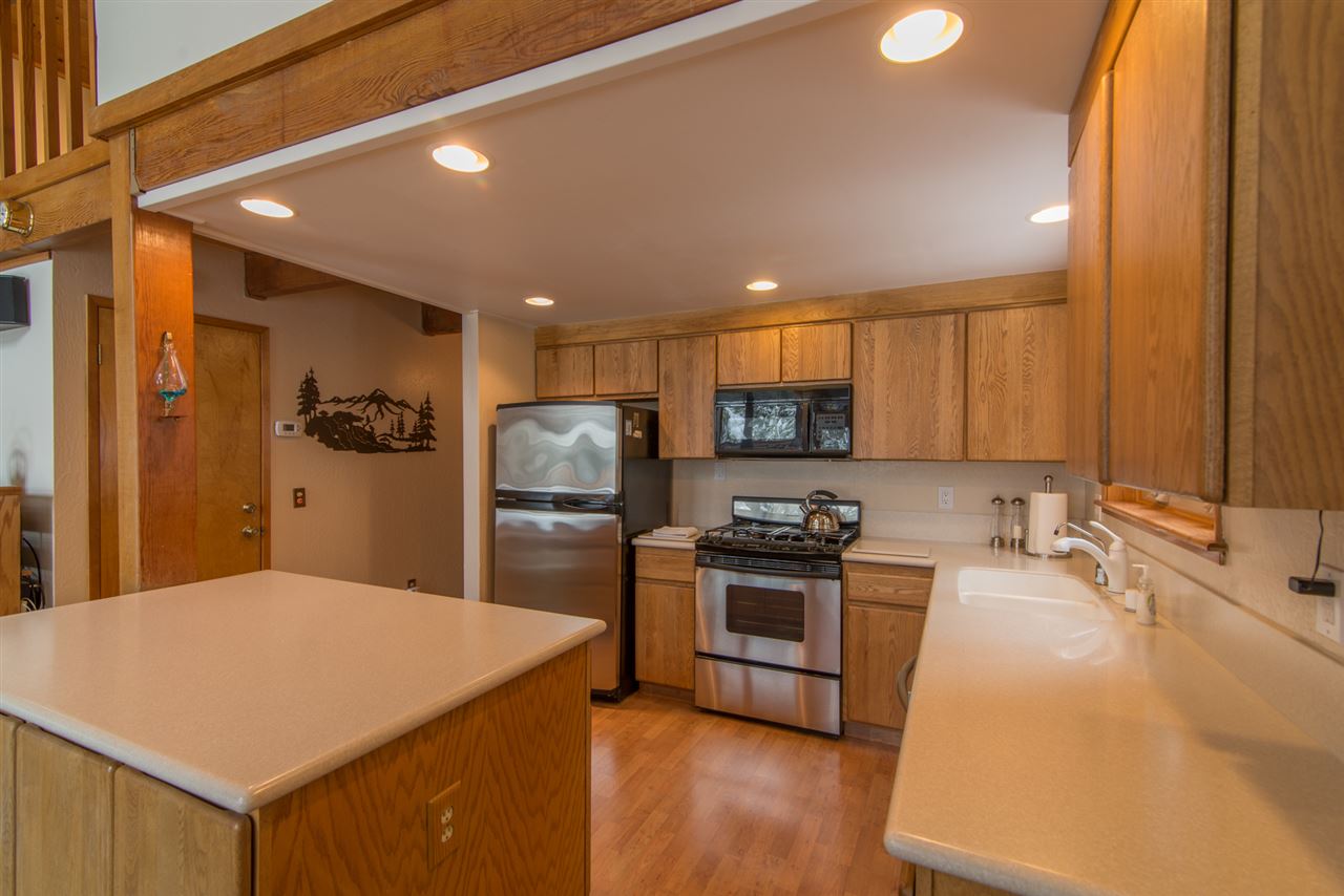 13604 Heidi Way, Truckee, CA 96161