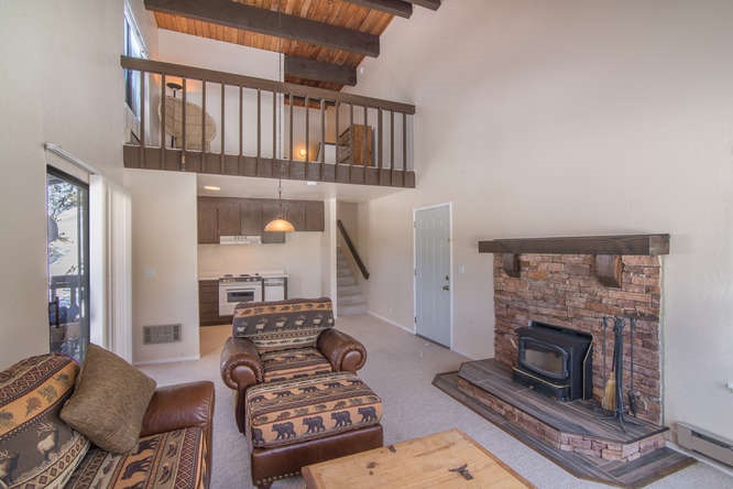 11633 Snowpeak Way, Truckee, CA 96161