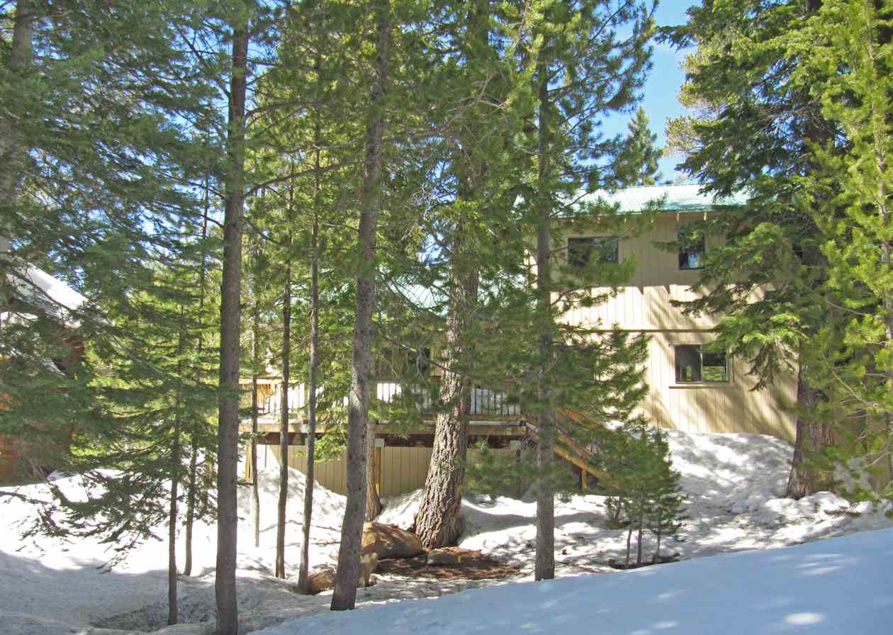 14450 Swiss Lane, Truckee, CA 96161