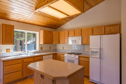 12701 Saint Bernard Drive, Truckee, CA 96161