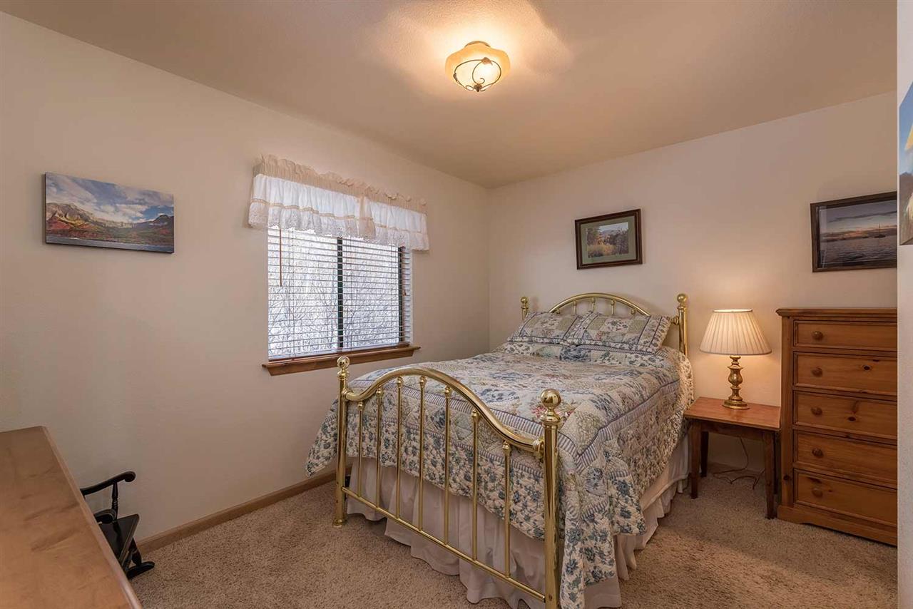 13090 Stockholm Way, Truckee, CA 96161
