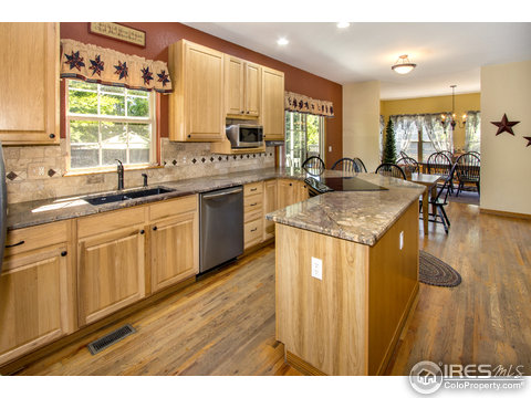 6950 Iris Ct, Arvada, CO 80004