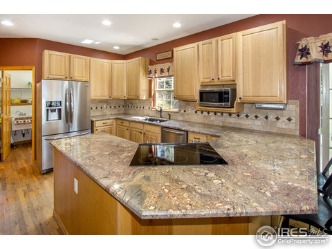 6950 Iris Ct, Arvada, CO 80004