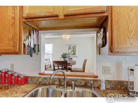 8483 Yank Ct, Arvada, CO 80005