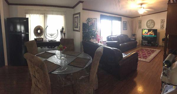 Woodshire East Mobile Home Community 17424 E. Batavia Pl. #195Aurora, CO 80011