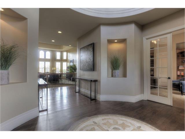 6933 South Espana Way, Centennial, CO 80016