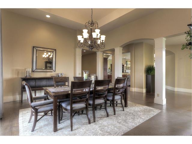 6933 South Espana Way, Centennial, CO 80016