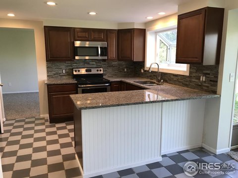 925 Daphne St, Broomfield, CO 80020