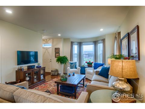 597 Rawlins Way, Lafayette, CO 80026