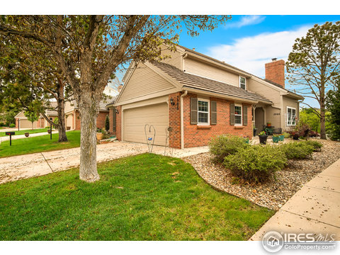 5966 E Briarwood Cir, Centennial, CO 80112