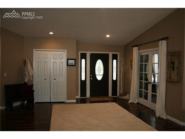 1043 Wild Horse Drive, Monument, CO 80132