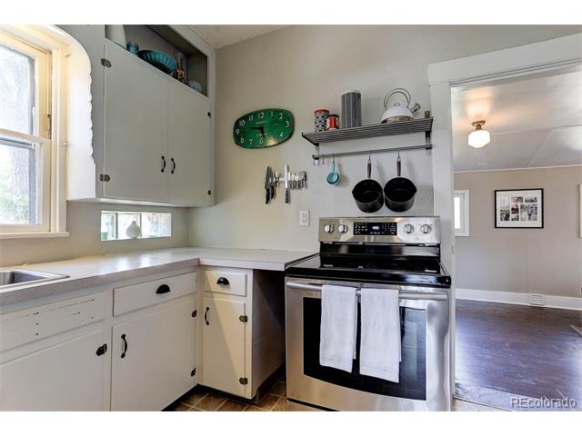 2559 South Logan Street, Denver, CO 80210