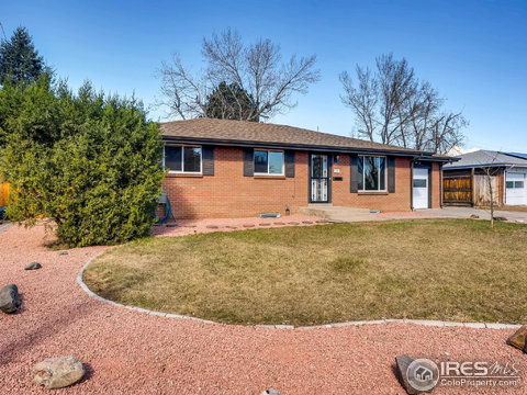 141 S Saulsbury St, Lakewood, CO 80226