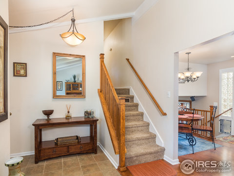 2431 S Garland Ct, Lakewood, CO 80227