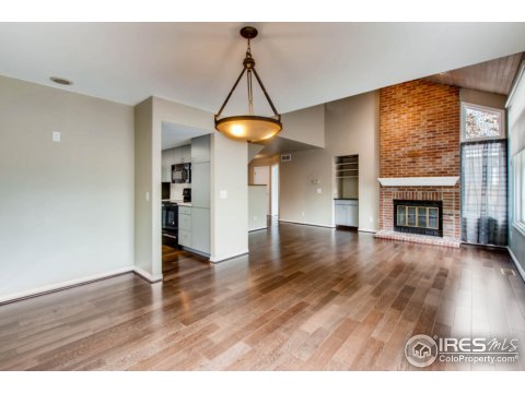 2575 S Independence Ct, Lakewood, CO 80227