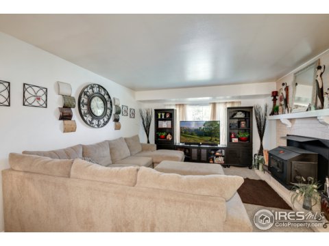 1224 S Wright St, Lakewood, CO 80228