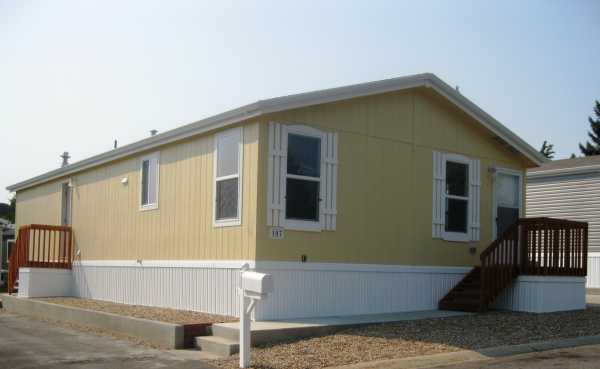 Woodland Hills 1500 W Thornton Pkwy #373Thornton, CO 80260