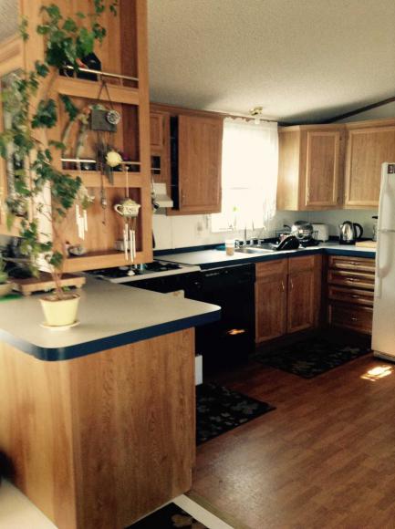 Vista Village Mobile Home Community 5000 Butte Steet #19Boulder, CO 80301