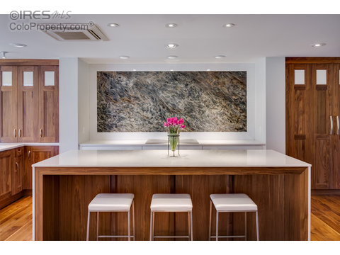 5890 Woodbourne Hollow Rd, Boulder, CO 80301