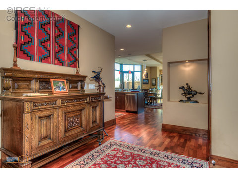 1077 Canyon Blvd, Boulder, CO 80302