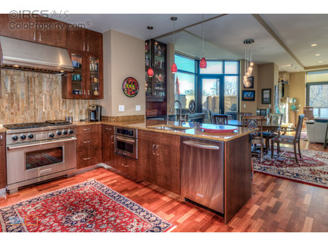 1077 Canyon Blvd, Boulder, CO 80302