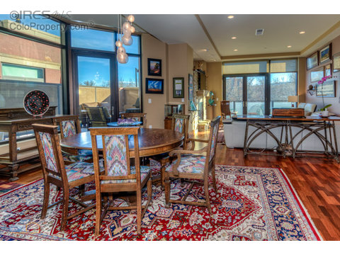 1077 Canyon Blvd, Boulder, CO 80302