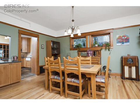 1527 Pine St, Boulder, CO 80302