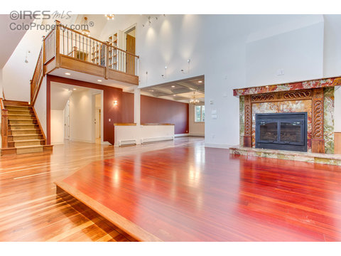 440 Christmas Tree Dr, Boulder, CO 80302