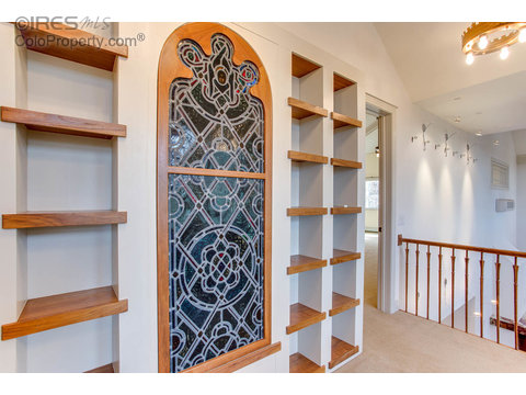 440 Christmas Tree Dr, Boulder, CO 80302