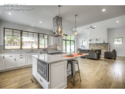 4845 6th St, Boulder, CO 80304