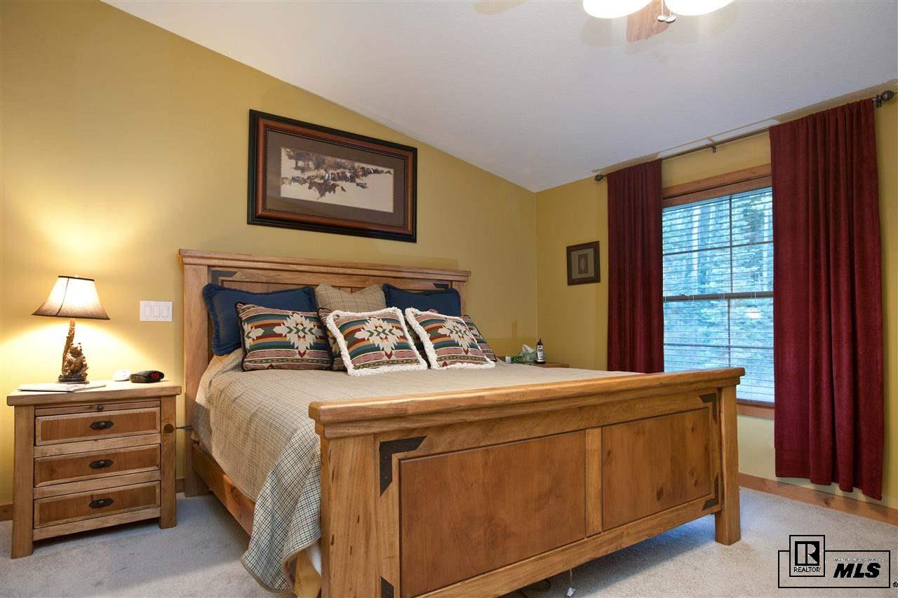 31650 Greenridge Drive, Steamboat Springs, CO 80487