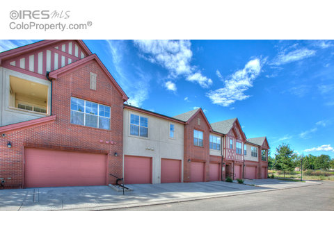 1379 Charles Dr, Longmont, CO 80503