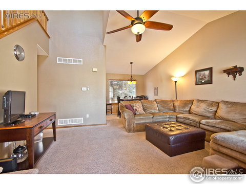 661 Nelson Park Dr, Longmont, CO 80503