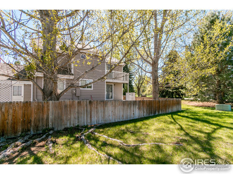 8064 Meadowdale Sq, Niwot, CO 80503