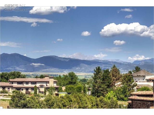 8675 Monte Vista Ave, Niwot, CO 80503