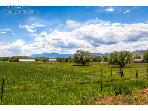 4508 Oxford Rd, Longmont, CO 80503