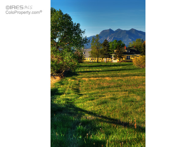 9421 N Foothills Hwy, Longmont, CO 80503