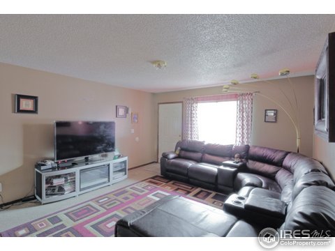 1829 Antero Dr, Longmont, CO 80504