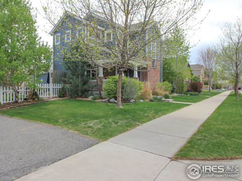 2372 Winding Dr, Longmont, CO 80504