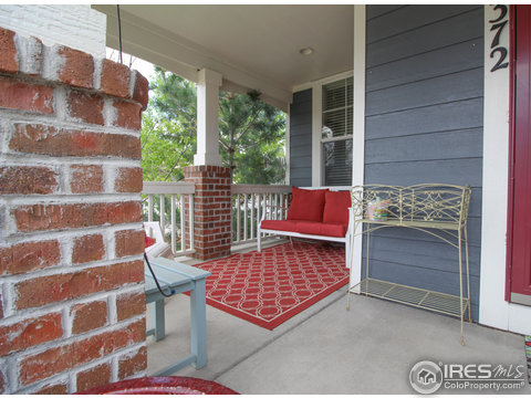 2372 Winding Dr, Longmont, CO 80504