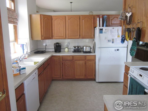 235 Sherwood Ct, Longmont, CO 80504