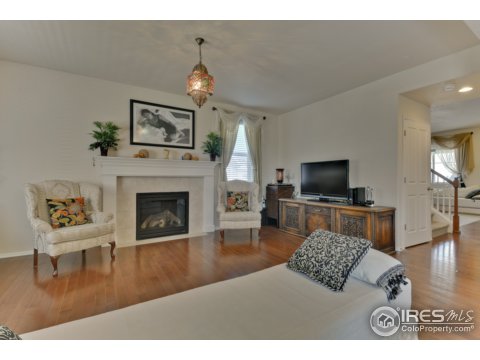 1371 Armstrong Dr, Longmont, CO 80504