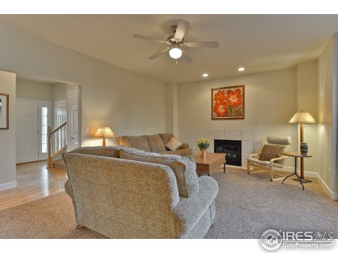 5517 Triple Crown Dr, Frederick, CO 80504