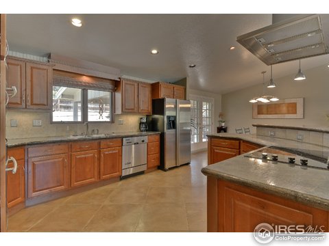 426 Westview Ct, Longmont, CO 80504