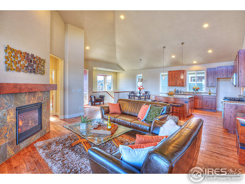 1514 Moonlight Dr, Longmont, CO 80504