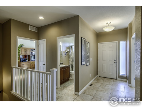 1816 Whitefeather Dr, Longmont, CO 80504